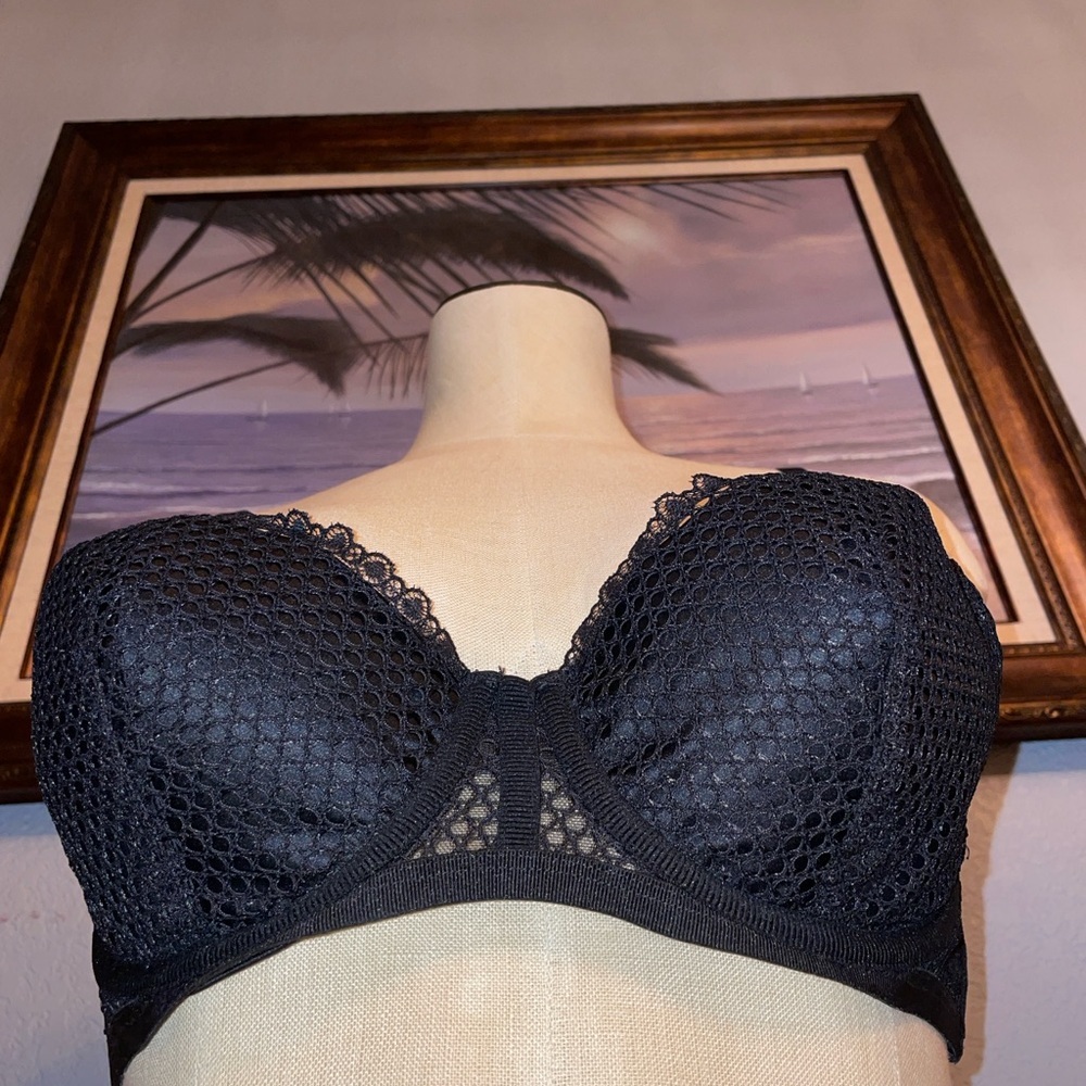 Victoria's Secret Bra VS Fishnet Plunge Bra VS Lace Bra Removable Padding 36C 🆕 - Picture 10 of 16